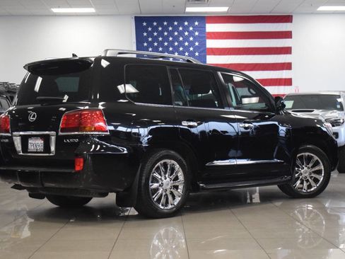 Used 2008 Lexus LX 570 4WD image 28