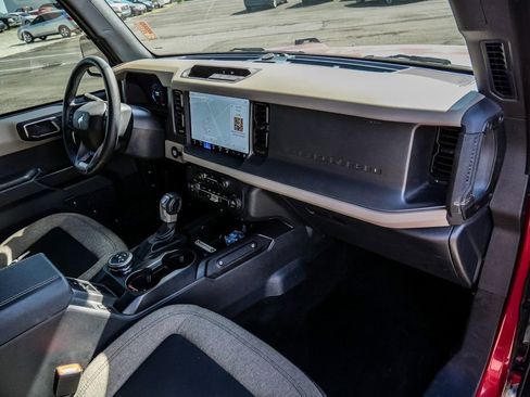 Used 2025 Ford Bronco Big Bend image 14