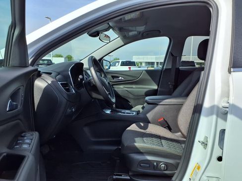 Used 2023 Chevrolet Equinox LT FWD image 20