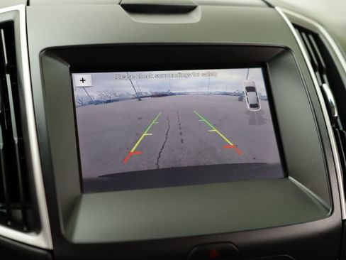 Used 2019 Ford Edge SEL w/ Equipment Group 201A image 15