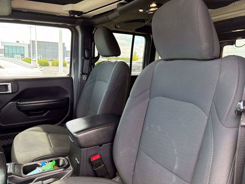 Used 2020 Jeep Wrangler Unlimited Sport AWD/4WD image 13