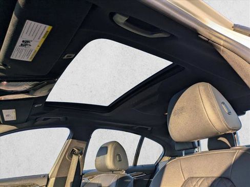 Certified 2023 BMW 530e xDrive w/ Premium Package image 16