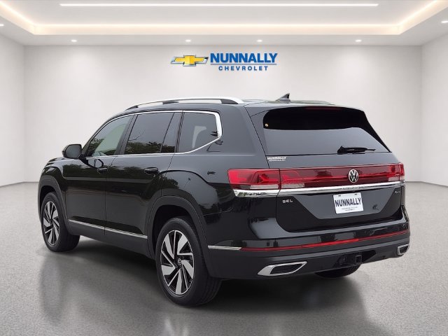 Used 2024 Volkswagen Atlas SEL AWD/4WD image 3