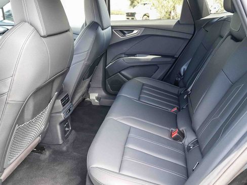 Used 2024 Audi Q4 e-tron Premium Plus w/ Premium Plus AWD/4WD image 19