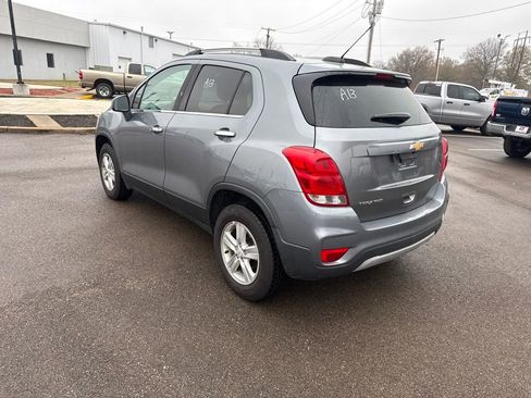 Used 2019 Chevrolet Trax LT w/ LT Convenience Package image 6