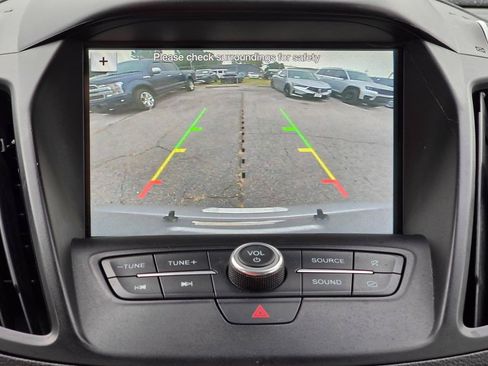 Used 2019 Ford Escape SE AWD/4WD image 17