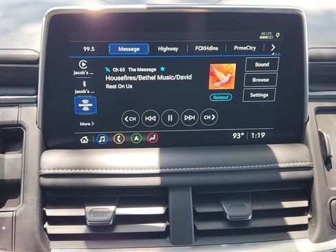 Used 2021 GMC Yukon SLT w/ SLT Premium Package RWD image 17