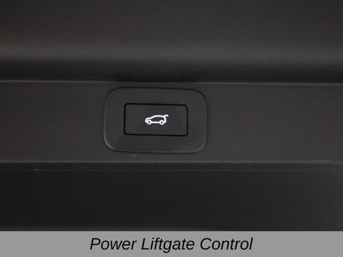 Used 2025 Land Rover Range Rover Long Wheelbase SE AWD/4WD image 54