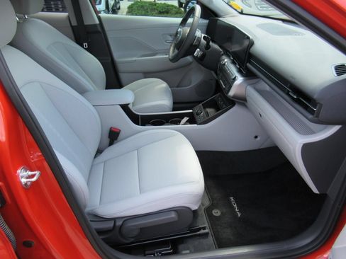 Used 2026 Hyundai Kona Limited AWD/4WD image 11