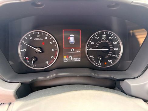 Used 2025 Subaru Crosstrek 2.5i Limited AWD/4WD image 20