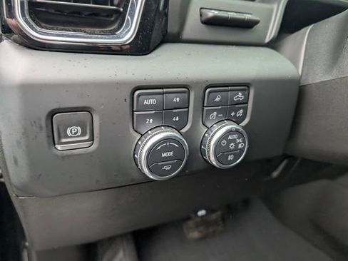 Used 2024 GMC Sierra 2500 Denali w/ Technology Package image 18