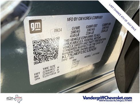 Used 2025 Chevrolet Trax LT w/ LT Convenience Package FWD image 29