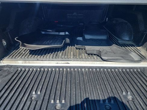 Used 2014 RAM 1500 SLT AWD/4WD image 12