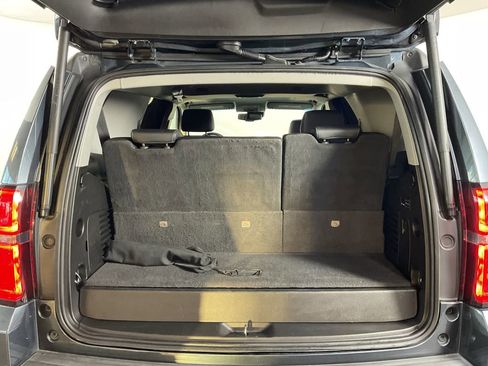 Used 2019 Chevrolet Tahoe LT w/ Luxury Package image 22