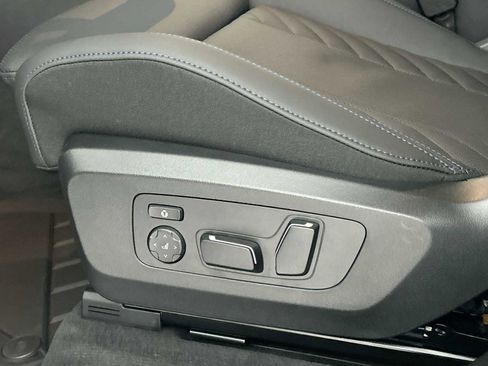 New 2026 BMW X3 xDrive30 w/ M Sport Package image 14