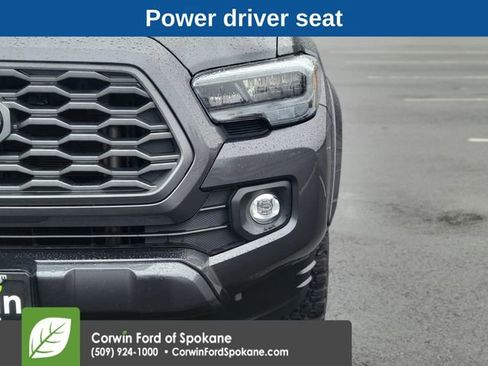 Used 2023 Toyota Tacoma TRD Sport w/ Black Out Package (TMS) AWD/4WD image 8