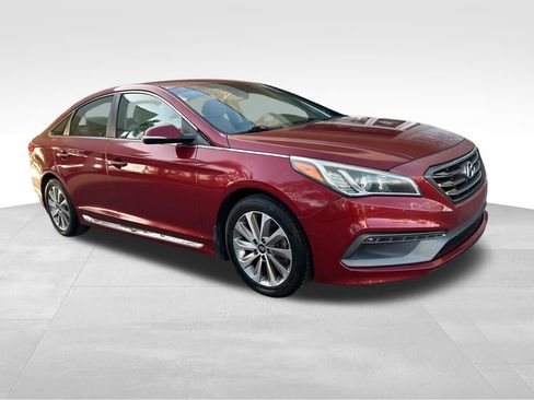 Used 2015 Hyundai Sonata Sport image 2