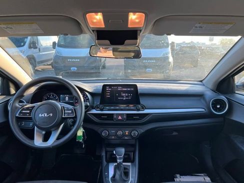 Used 2024 Kia Forte LXS w/ LXS Technology Package FWD image 10