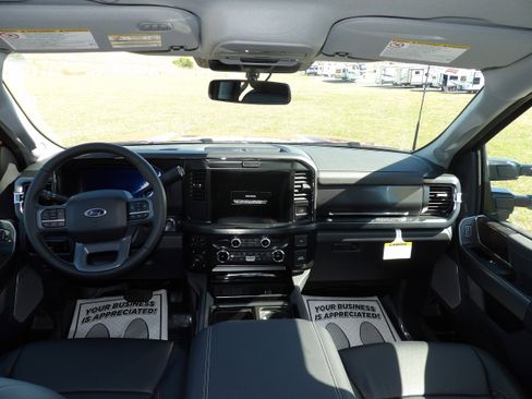 New 2026 Ford F350 Lariat image 15