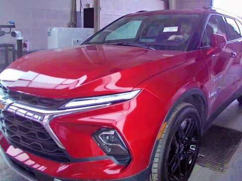 Used 2024 Chevrolet Blazer LT w/ Convenience Package image 1