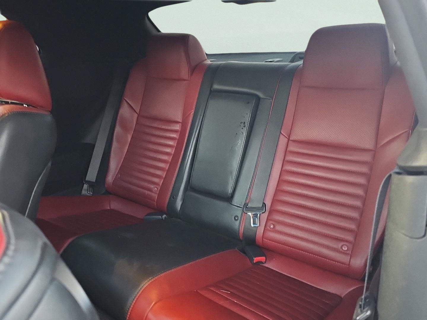 Used 2013 Dodge Challenger SXT RWD image 20