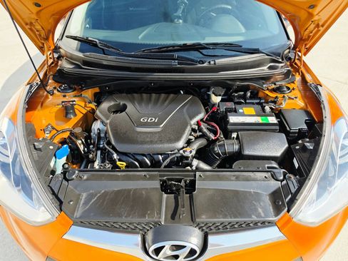 Used 2012 Hyundai Veloster FWD image 15