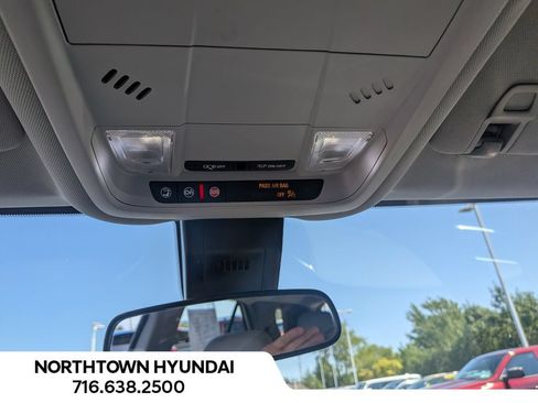 Used 2020 Chevrolet Equinox LS FWD image 20