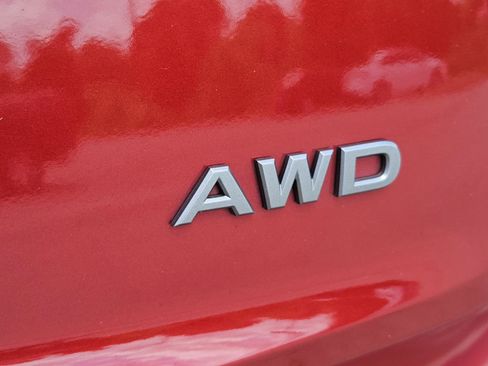 Used 2025 Nissan Rogue SV AWD/4WD image 8