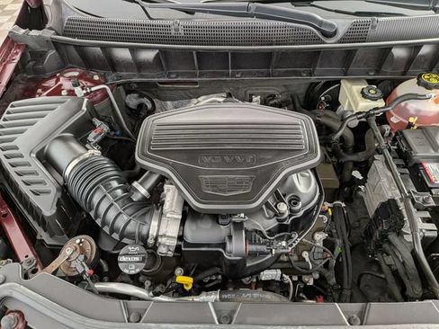 Used 2017 Cadillac XT5 Luxury w/ Driver Awareness Package FWD image 29