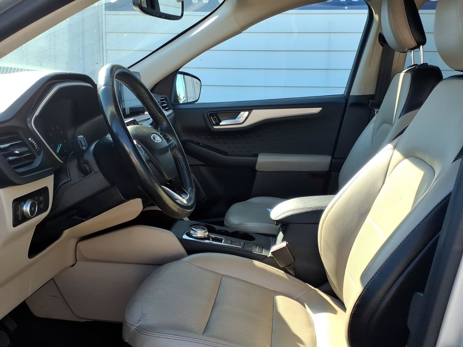 Used 2020 Ford Escape SEL FWD image 8