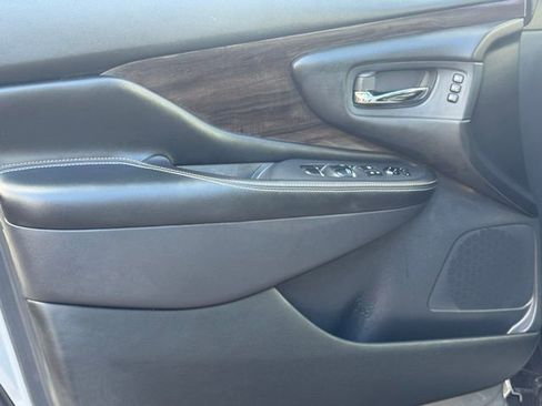 Used 2024 Nissan Murano Platinum w/ Cargo Package image 16