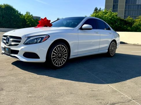 Used 2015 Mercedes-Benz C 300 4MATIC Sedan image 7