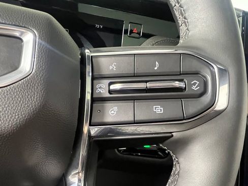 Used 2025 GMC Yukon XL Denali w/ Denali Reserve Package AWD/4WD image 28