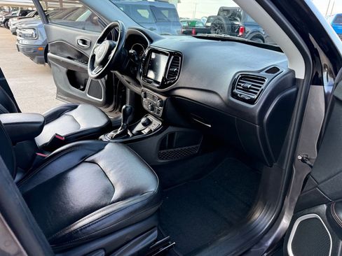 Used 2018 Jeep Compass Limited w/ Safe & Security Group image 16