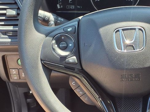 Used 2020 Honda HR-V EX image 18