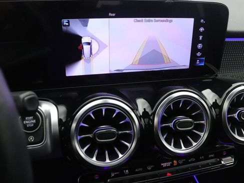 Certified 2023 Mercedes-Benz GLB 250 image 16