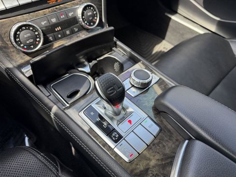 Used 2013 Mercedes-Benz SL 550 image 26