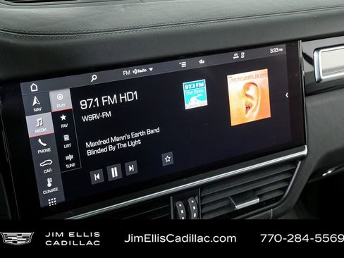 Used 2021 Porsche Cayenne Turbo S w/ Premium Package Plus image 17