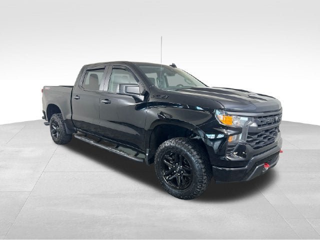 Used 2023 Chevrolet Silverado 1500 Custom Trail Boss w/ LPO, Dark Essentials Package AWD/4WD image 7