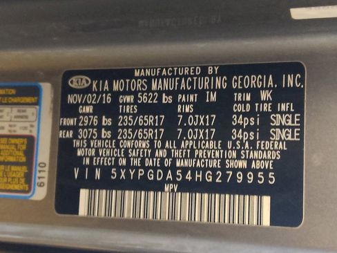 Used 2017 Kia Sorento LX image 33