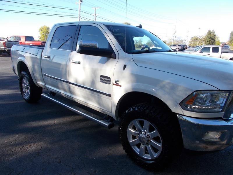 Used 2017 RAM 2500 Longhorn w/ Convenience Group AWD/4WD image 11