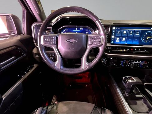 Used 2022 Chevrolet Silverado 1500 RST image 9