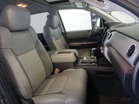 Used 2021 Toyota Tundra Limited w/ Limited Premium Package AWD/4WD image 25