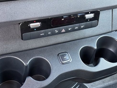 Used 2024 Mercedes-Benz Sprinter 3500 image 20