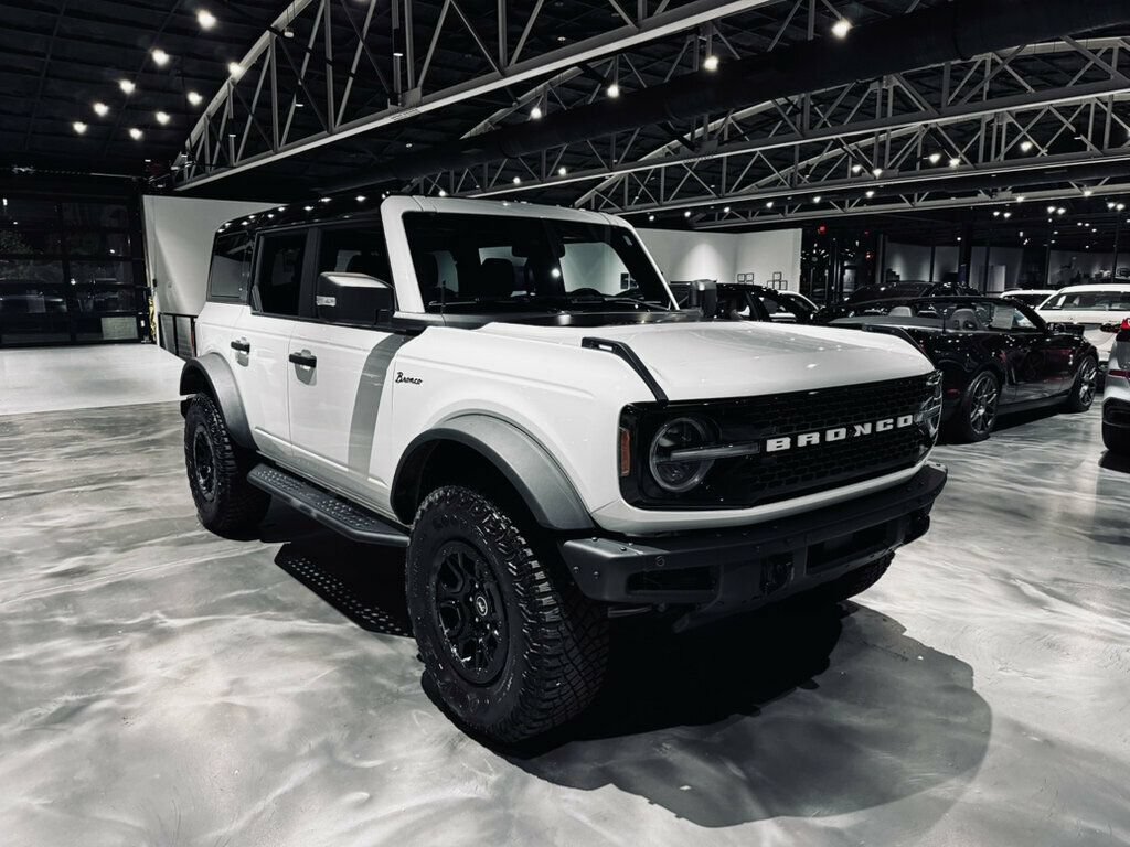 Used 2024 Ford Bronco Wildtrak AWD/4WD image 7
