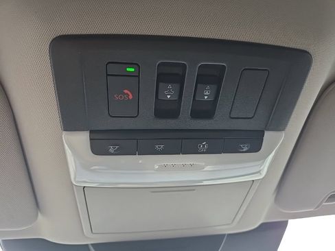 Used 2025 Nissan Pathfinder Platinum AWD/4WD image 25