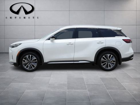 Used 2026 INFINITI QX60 Luxe w/ Cargo Package FWD image 4