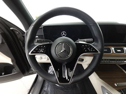 Used 2025 Mercedes-Benz GLE 450e 4MATIC w/ AMG Line Exterior image 12