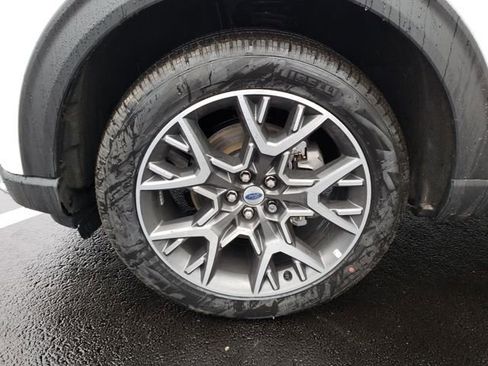 New 2025 Ford Explorer Platinum w/ Ultimate Package image 31