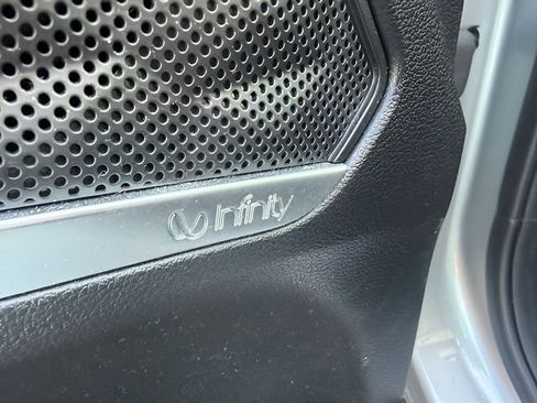 Used 2020 Hyundai Santa Fe Limited image 15